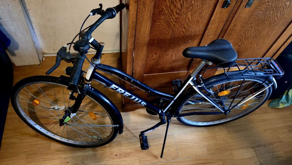 Bicicletă damă 28 inchi