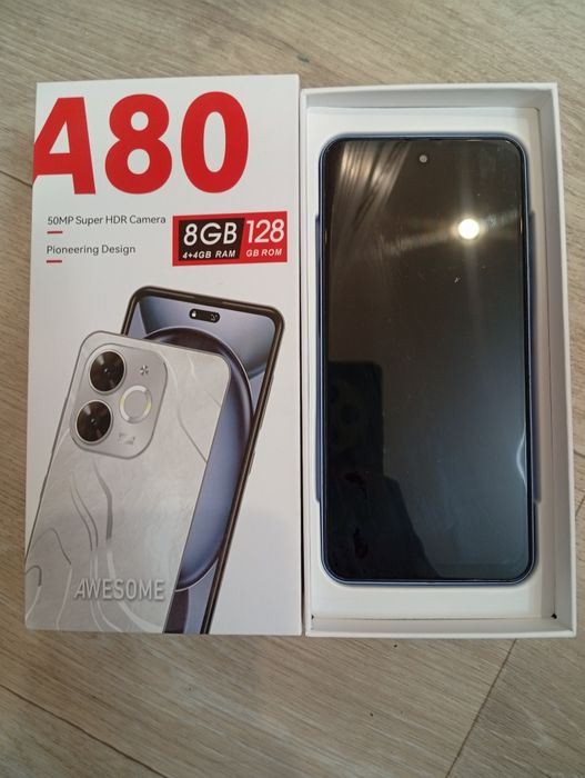 Телефон itel A80