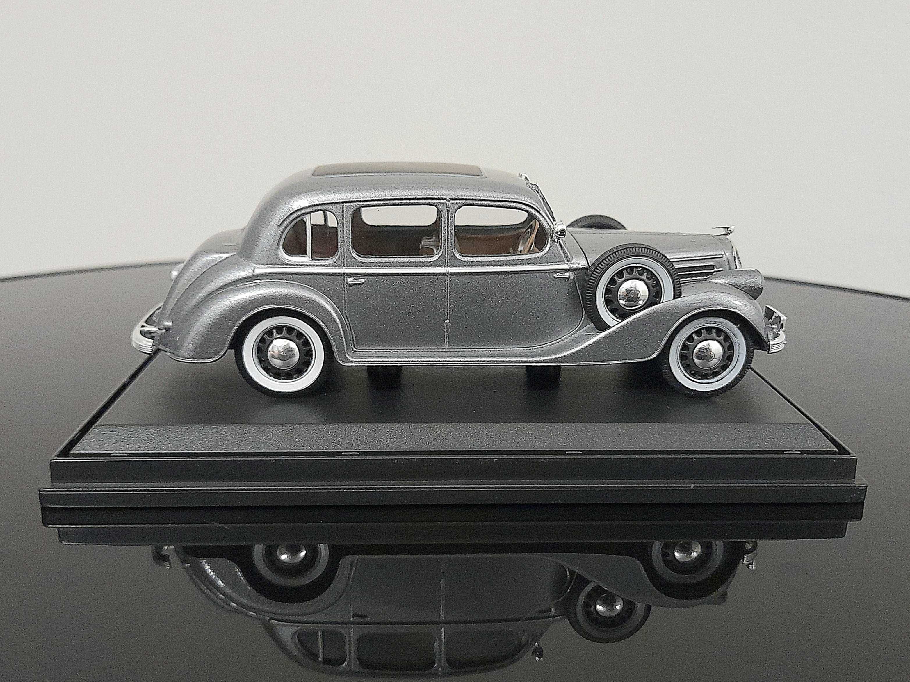 Skoda Superb (1938) 1:43 ABREX