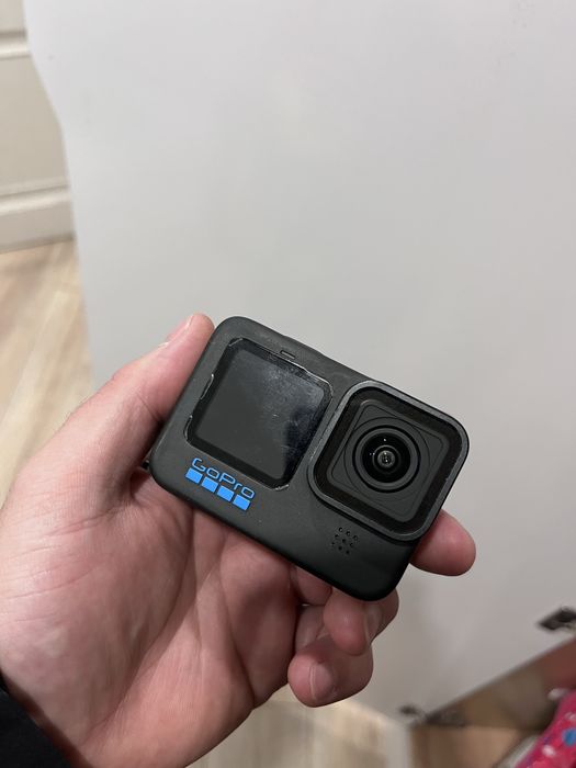 Продам Экшн камеру Gopro 10 Black Edition.