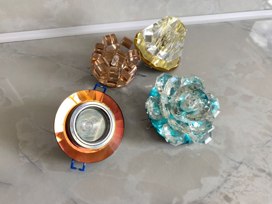 Потолочные светильники б/у