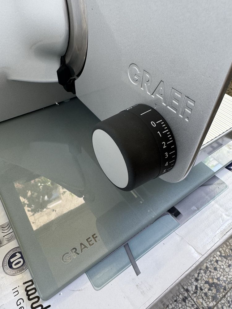 Електрически Слайсър/Резачка за Колбаси Graef Master M20EU Професионал