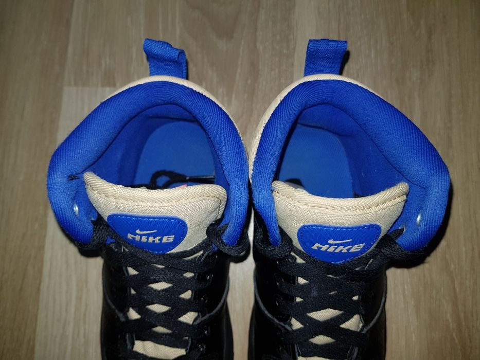 Adidasi Ghete Nike mărimea 35,5 jordan salomon