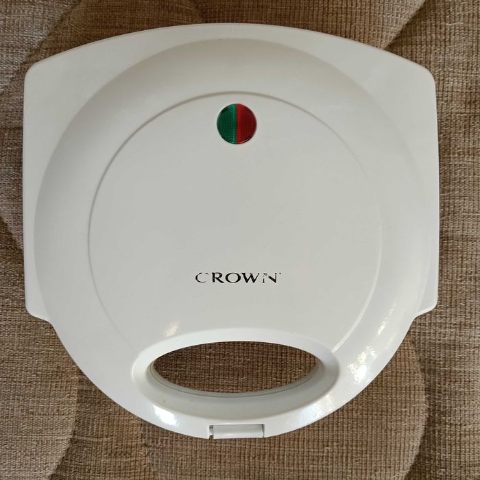 Сандвич-тостер преса Crown 750W, грил плоча, незалепващо покритие