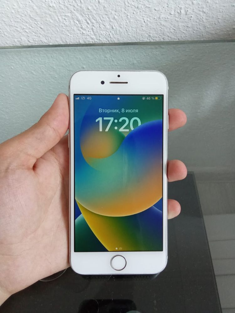 iPhone 8, 64 gb