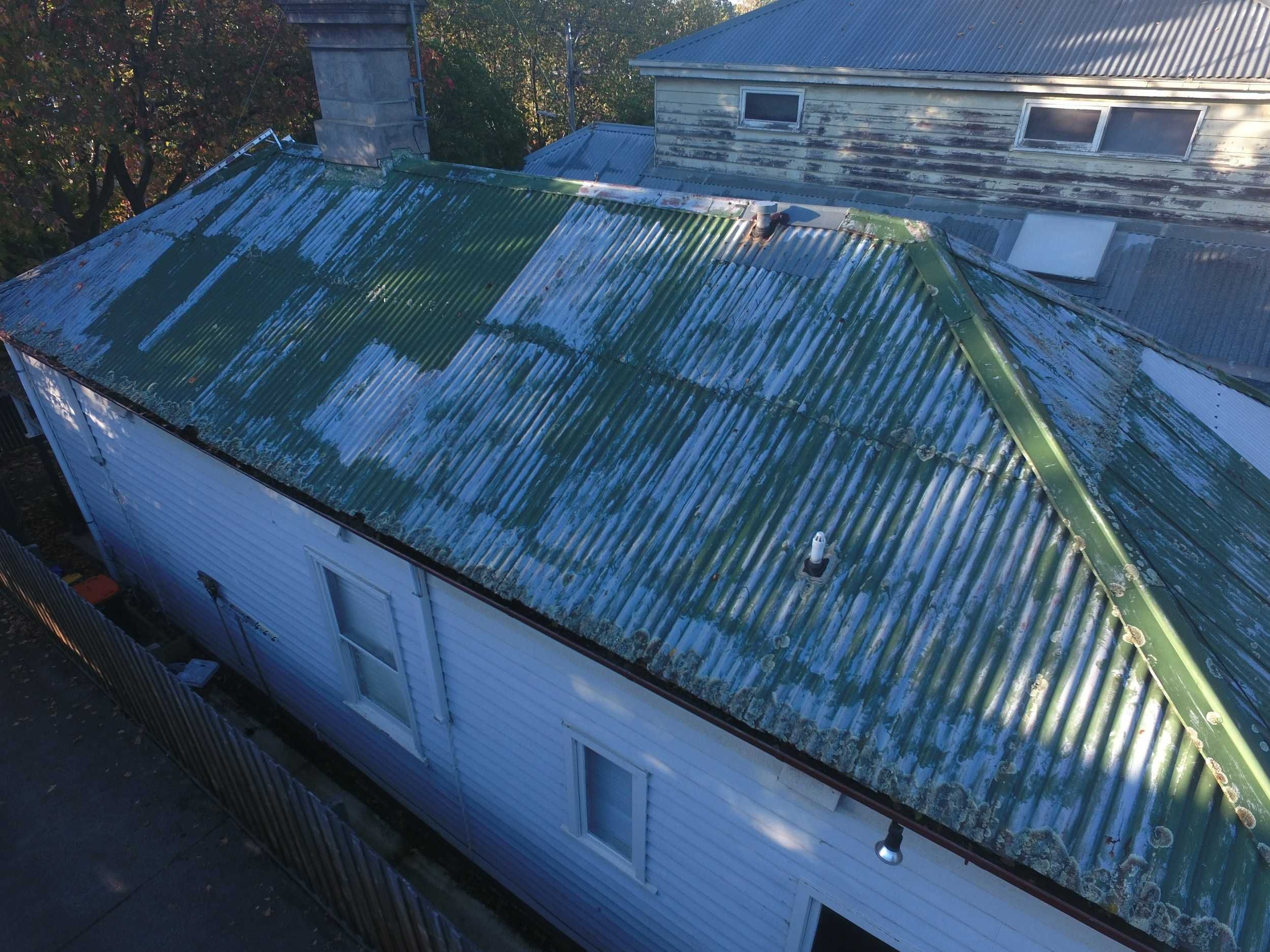 Vopsim orice tip de tabla pe acoperis la casa, garduri, alte suprafete