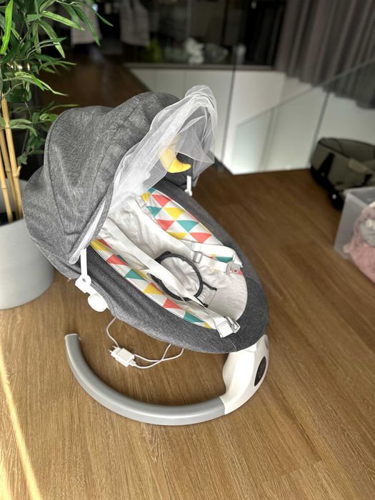 Leagan electric bebelusi