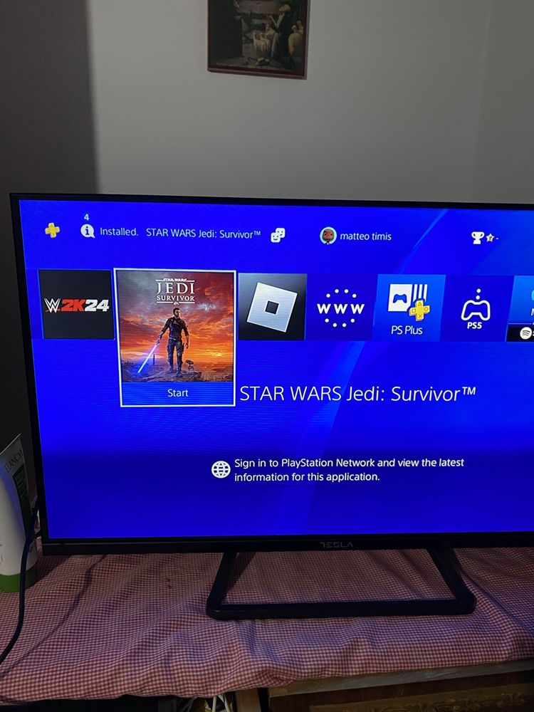 Vand ps4 in stare foarte buna