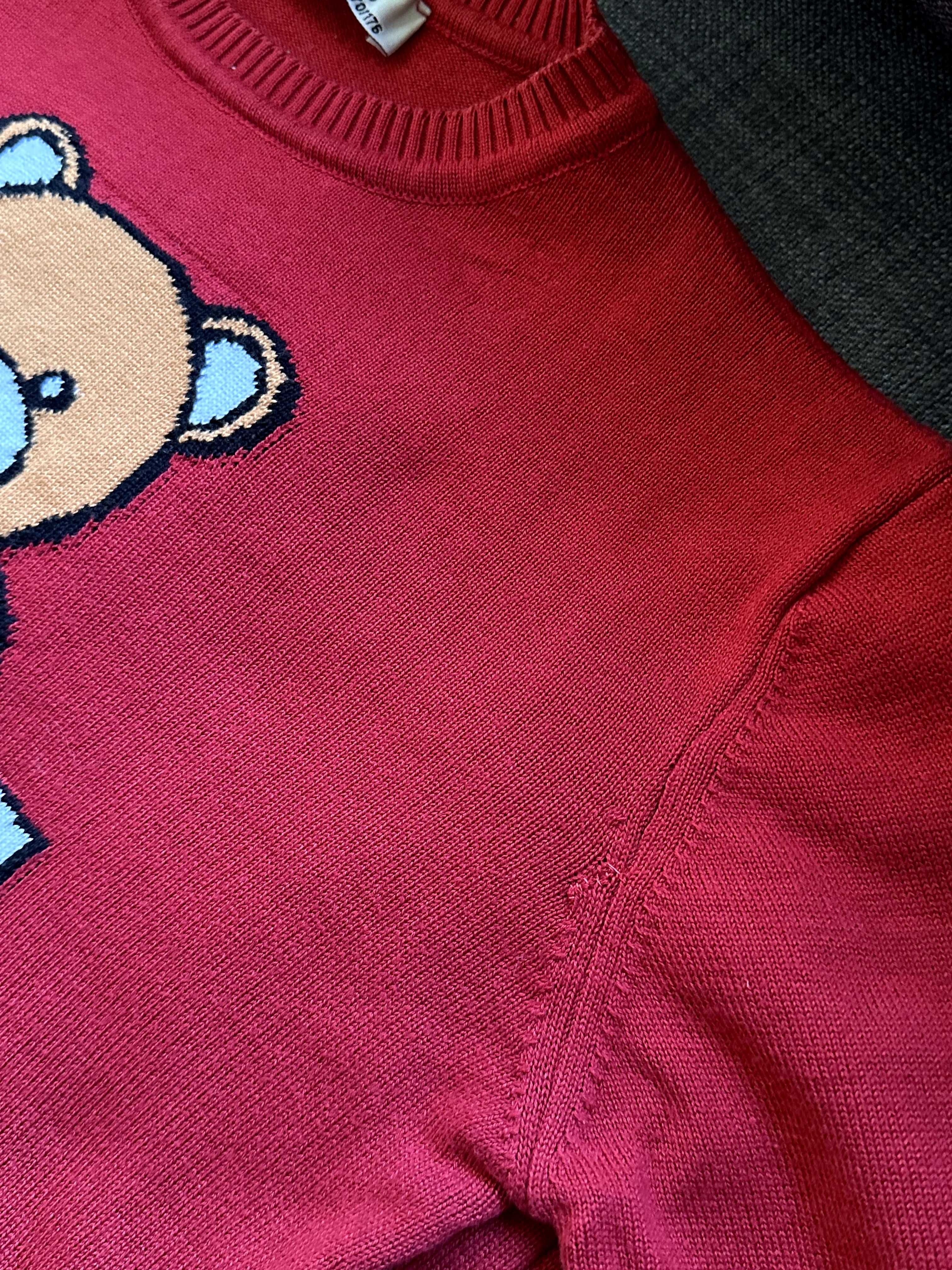 Пуловер Moschino
