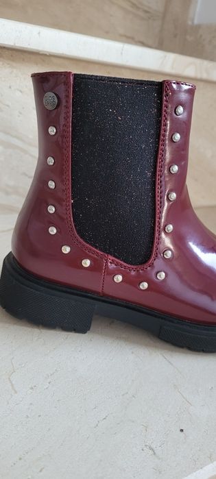 Ghete Chelsea de piele ecologica cu nituri Telagh, Visiniu
Ghete Chel