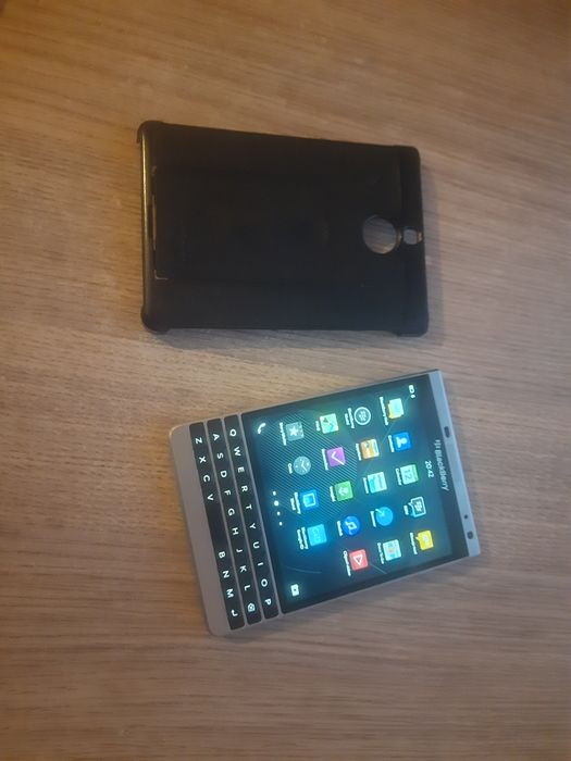 Silver editition blackberry