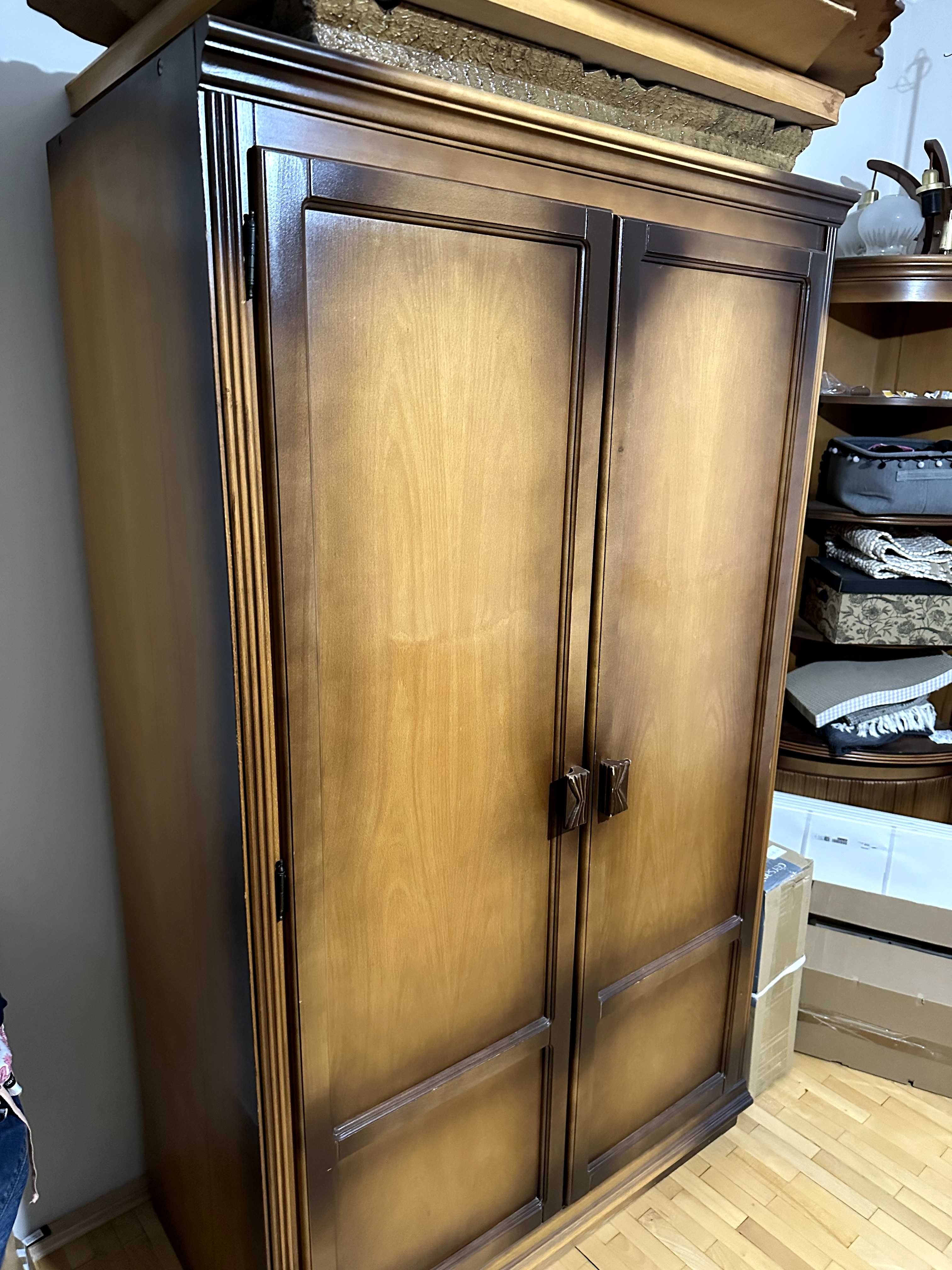 Mobilier depozitare lemn