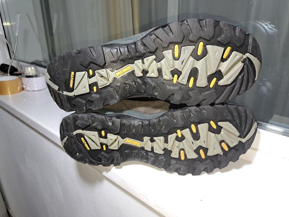 Vând ghete Meind MFSl nr 46,5 cu Gore-tex