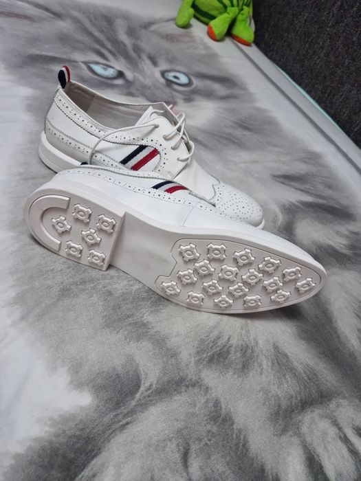 Pantofi piele noi ofertă