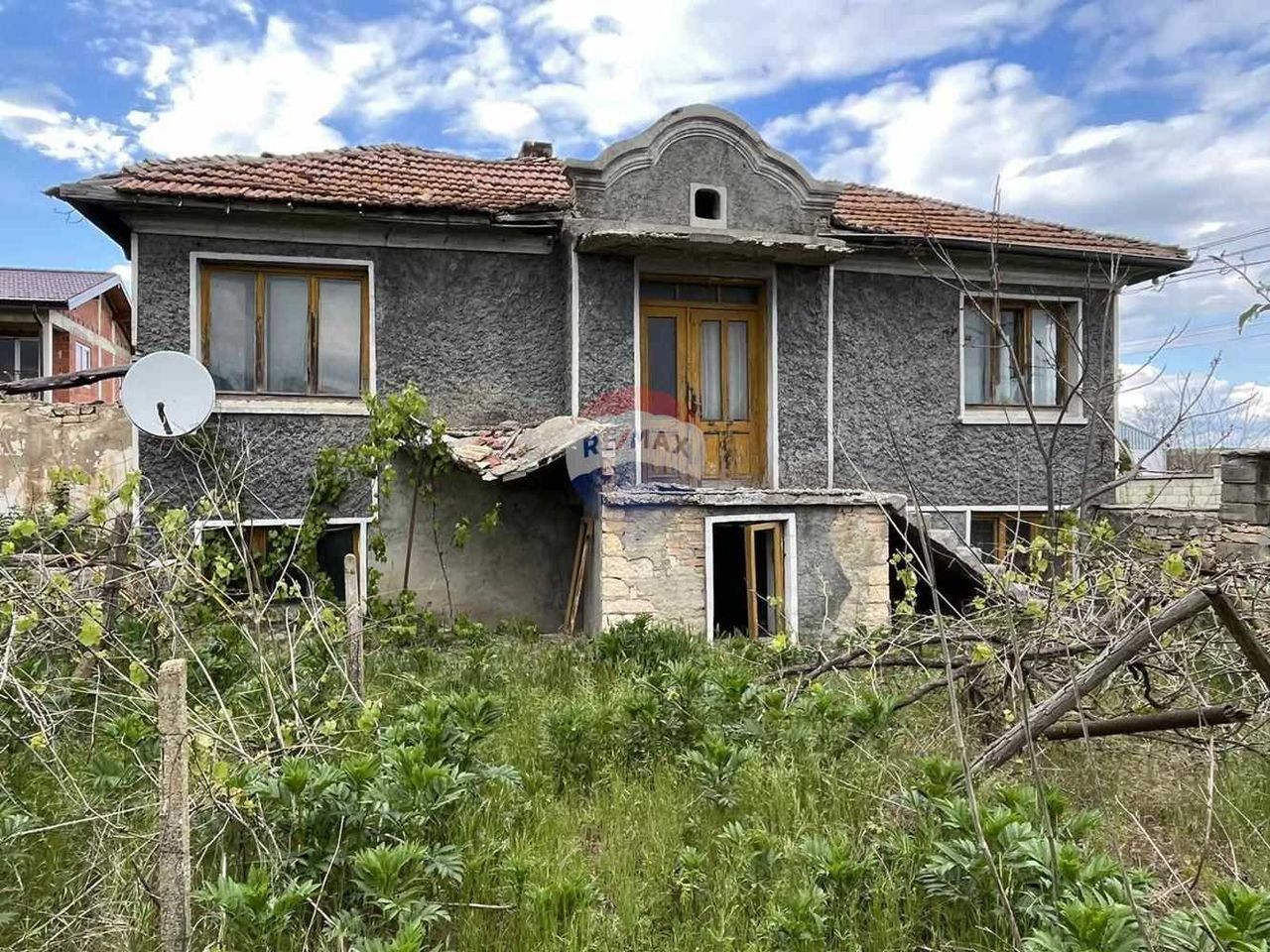 Продава се Къща в с. Неофит Рилски, Област Варна - 170 кв.м за 324 €/кв.м - Снимка #1