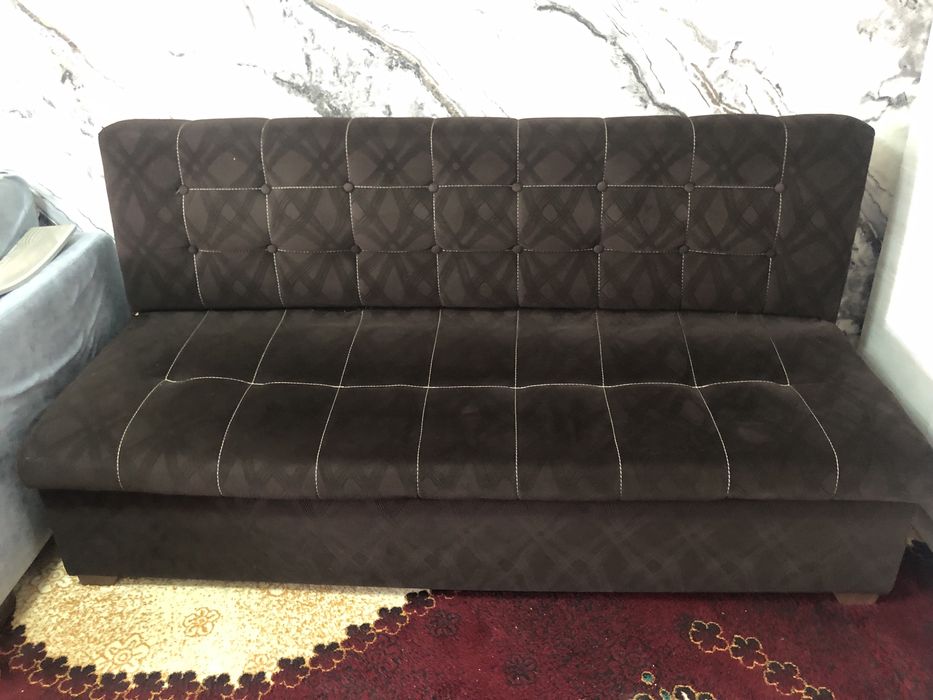 Divan ideal  srochno