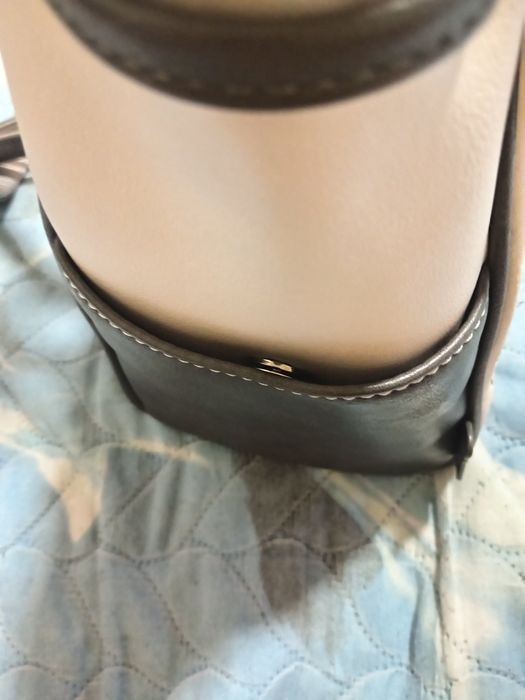 Продавам дамска раница