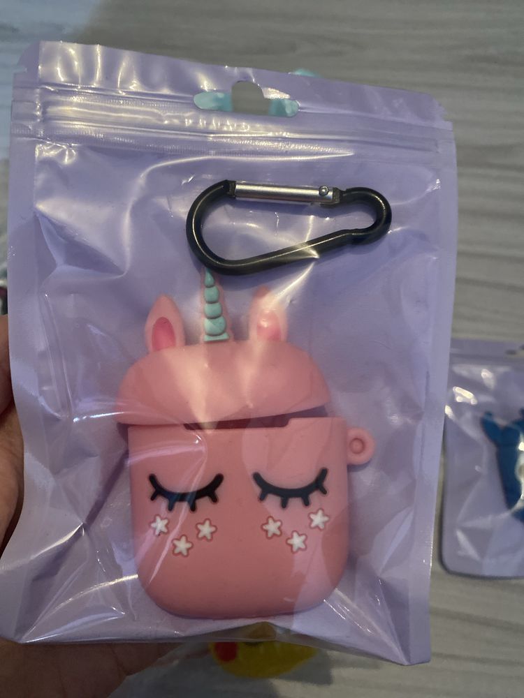 Силиконов кейс за airpods - различни видове