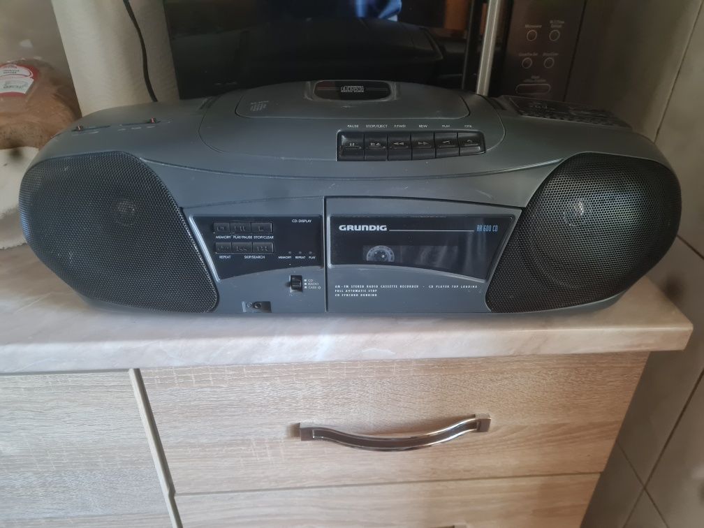 Casetofon Grundig rr 600 cd