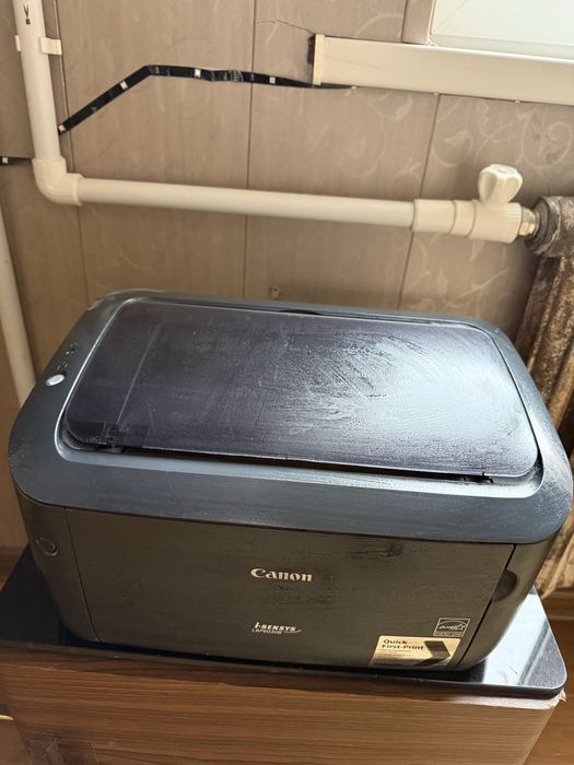 Принтер Canon, состояние идеальное, почти не использовал.