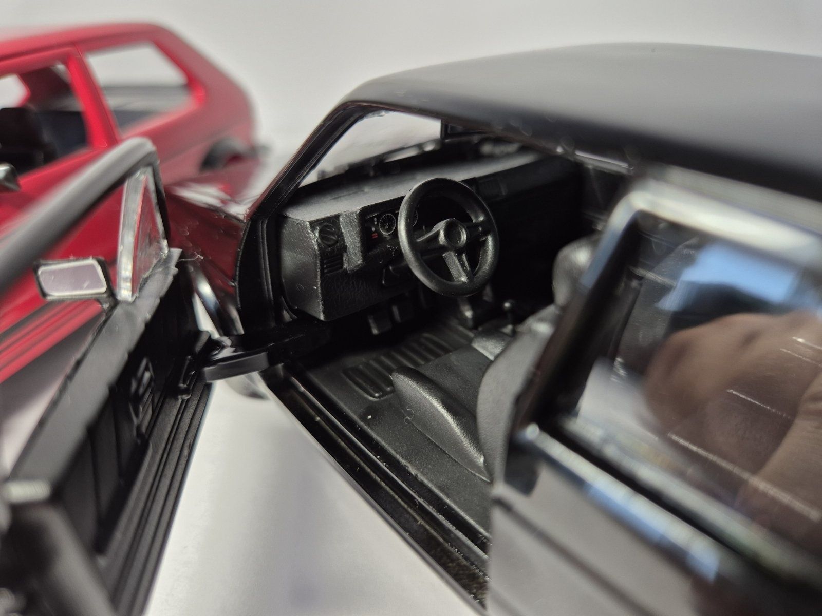 1:24 VW Golf 1 GTI - с рег. номер по избор - за колекция и подарък