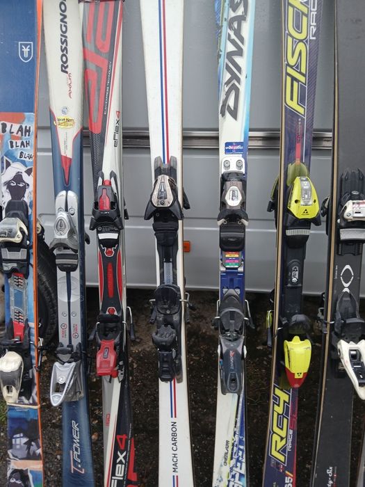 Vind skiuri , achiuri din colecție