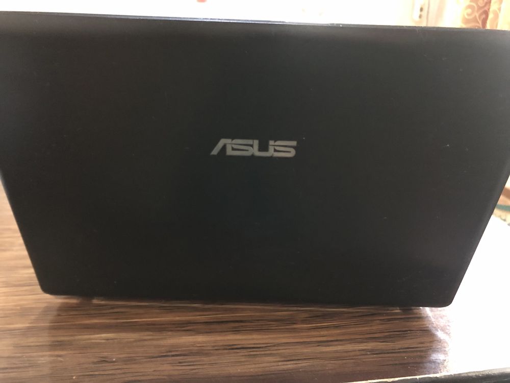 Notebook asus в рабочем состоянии