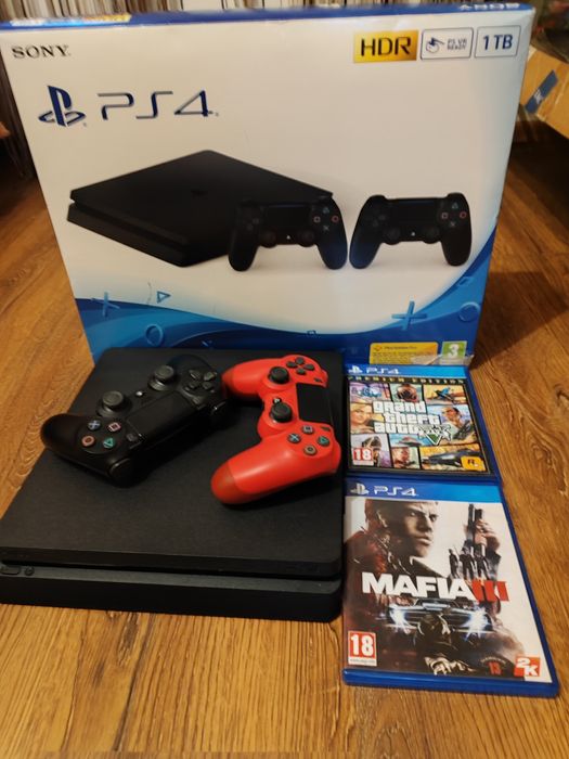 PS4 slim 1TB, 2 controlere