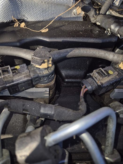 Vând injecție complecta vw 1.6 CLHA,CLH,CLHB