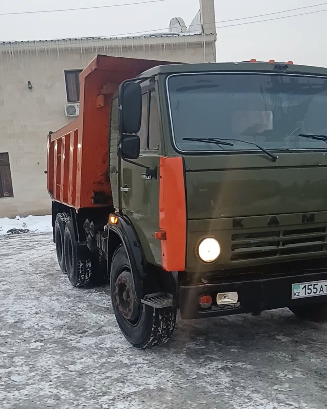 Доставка Камаз сыпучих материалов и вывоз строй мусора