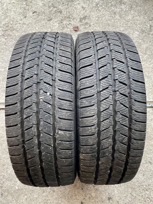 2 броя Зимни Гуми 215/65/16 C Continental ДОТ: 2421