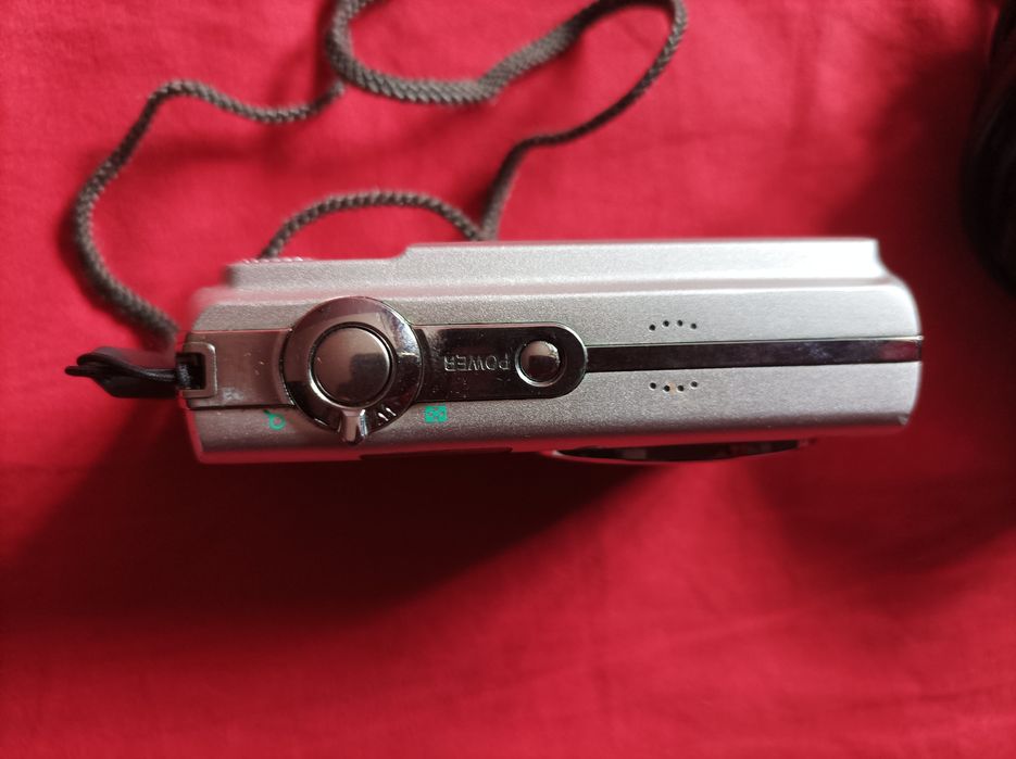 Фотоапарат ОЛИМПУС