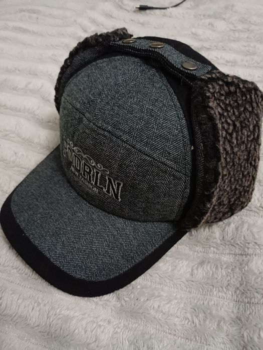 Продам зимнюю бесболку