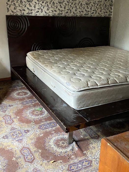Продам хорошую, качественную кровать