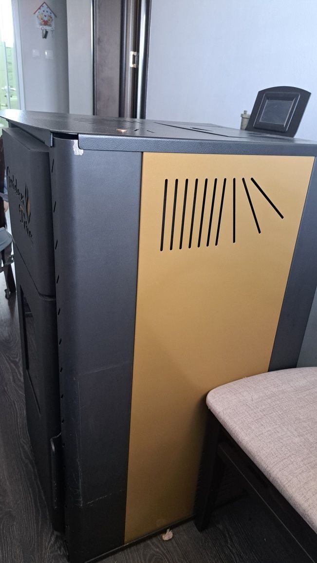 Пелетна камина  с водна риза Golden Fire 2020 Smart