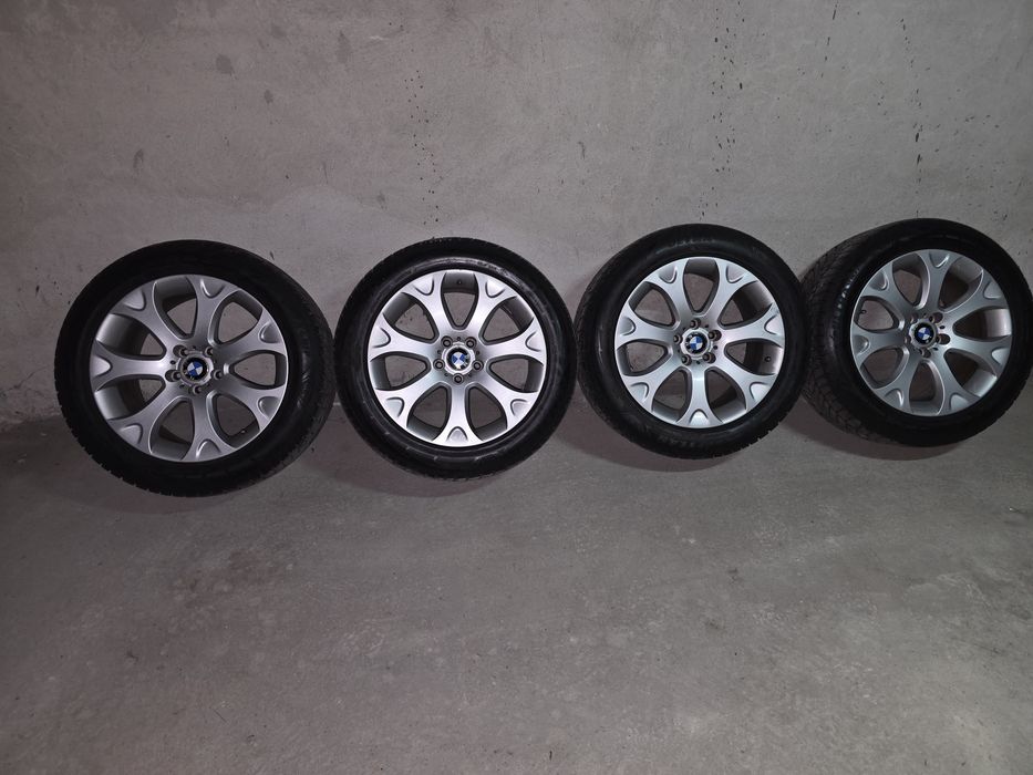 Зимни гуми Goodyear 255/50/19  с оригинални BMW джанти от Х5