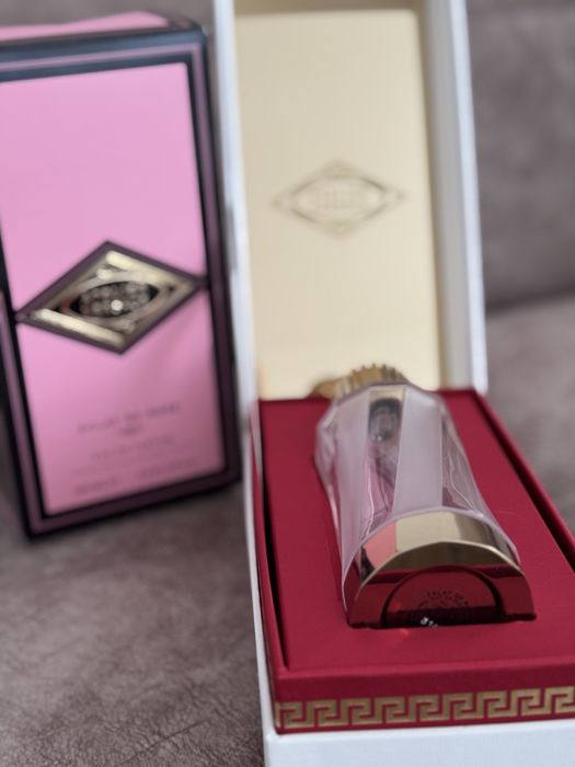 Парфюм Versace Eclat de rose