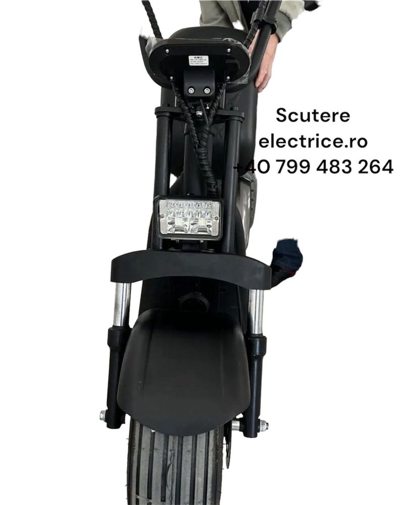 Scuter electric mini varinata 2024