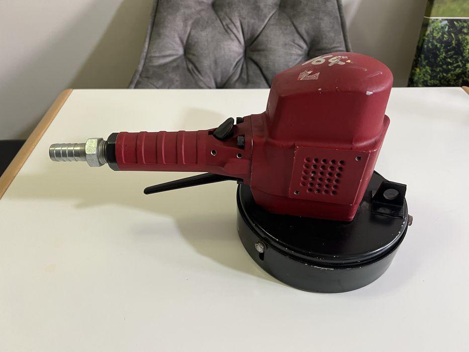 Polizor pneumatic Georges Renault KL260B6C – Made in France