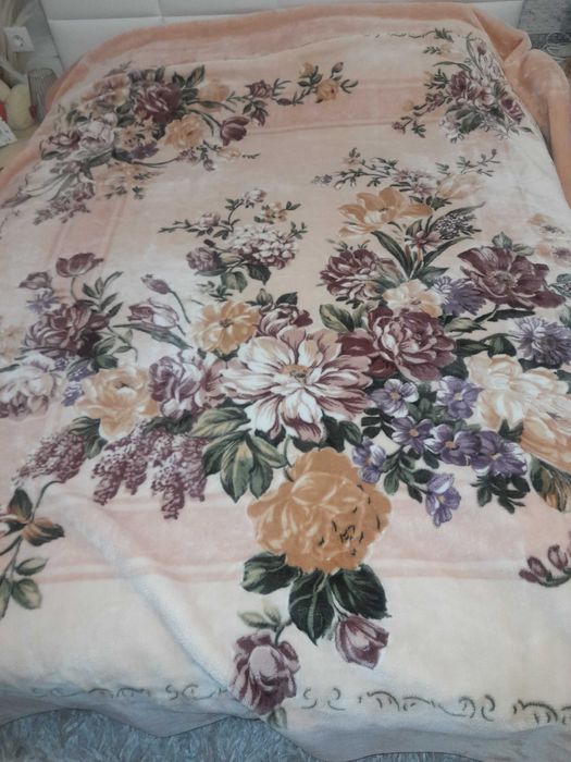 Красиво одеяло тип шалте