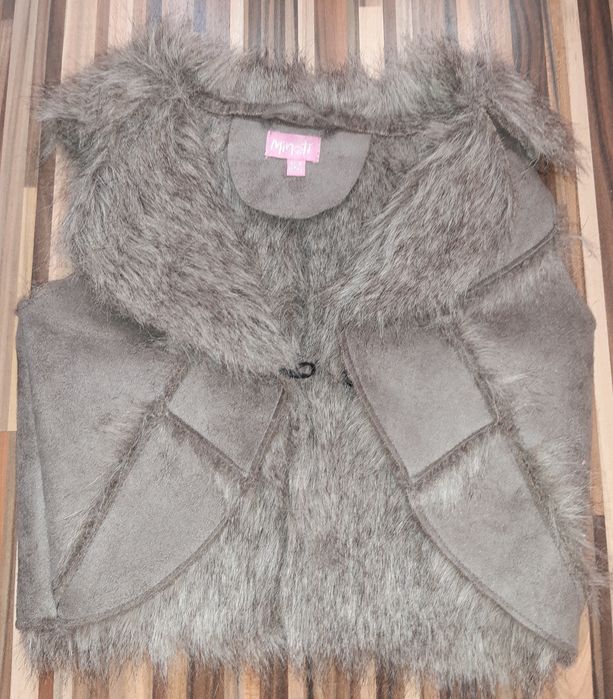 Vesta fetite 6- 12 luni