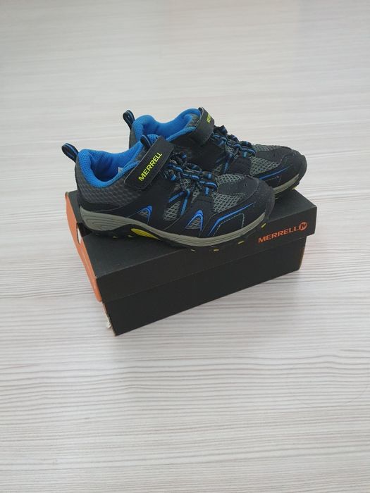 Продам кроссовки MERRELL размер 28.5. В хорошем состоянии
