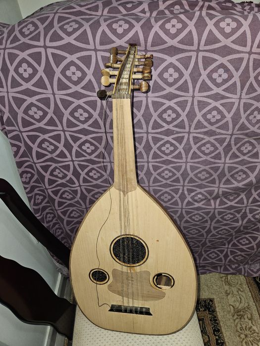 Продам турецкий Уд.