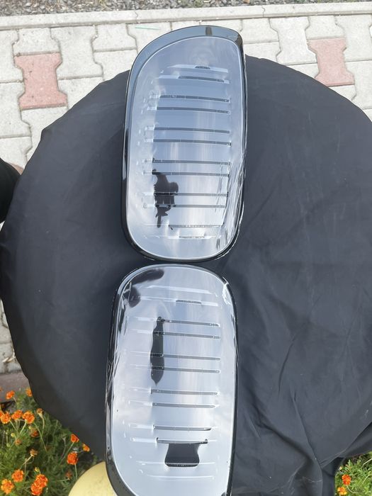 Grile fata duble negre bmw e60,e61 am si de bmw e46 facelift