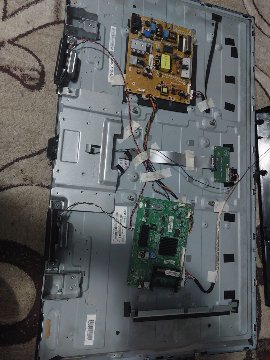 Dezmembrez Televizor Philips - display spart