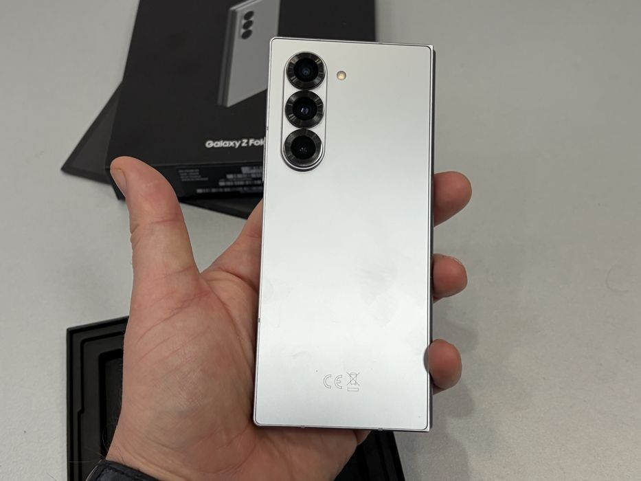 Samsung Galaxy Z Fold 6, 256 gb, 12 gb ram, 5G, Silver Shadow