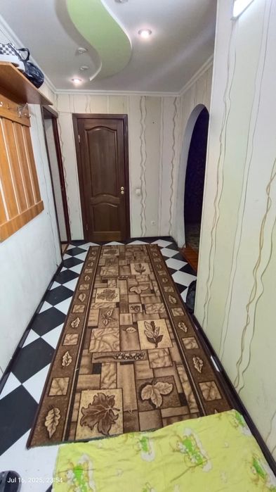 Сдаётся 2 комнатная квартира