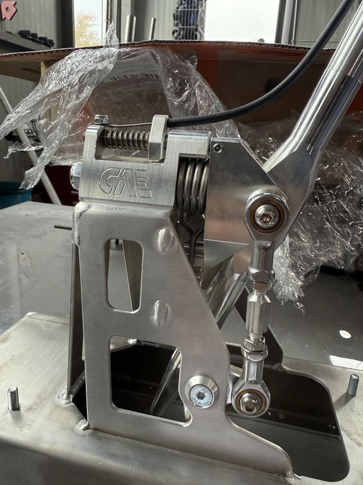 CAE SHIFTER A3 8 L/P GOLF 4/5 TT чисто нов