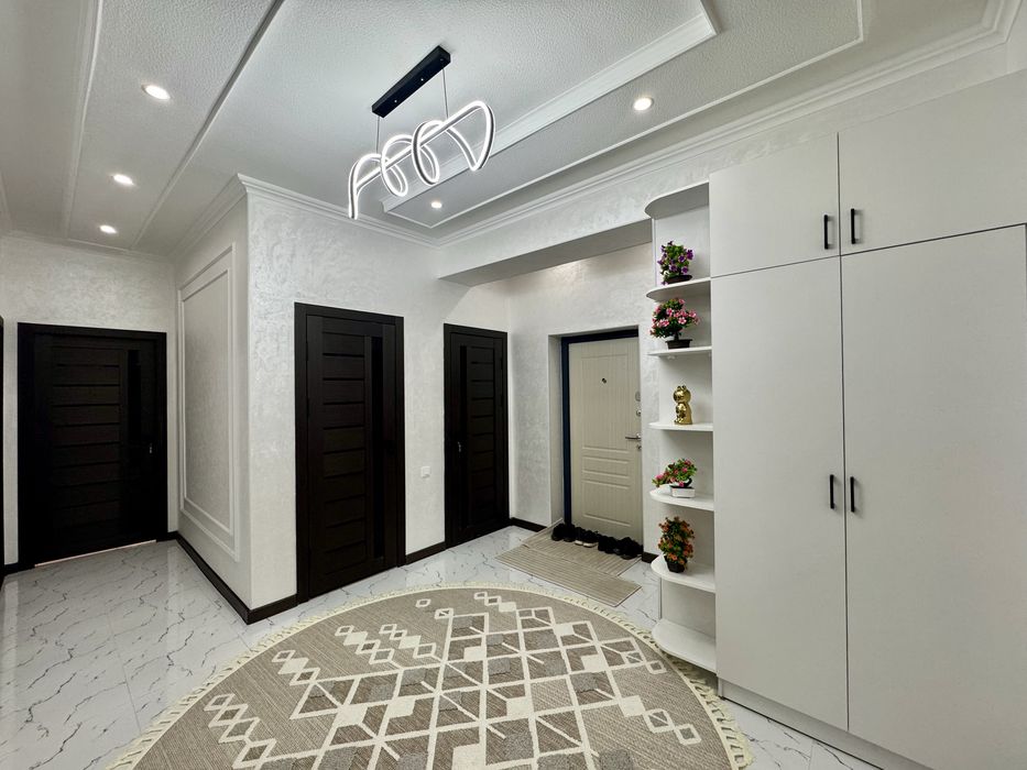 3х комнатная квартира, на 4 этаже. Смарт сити.