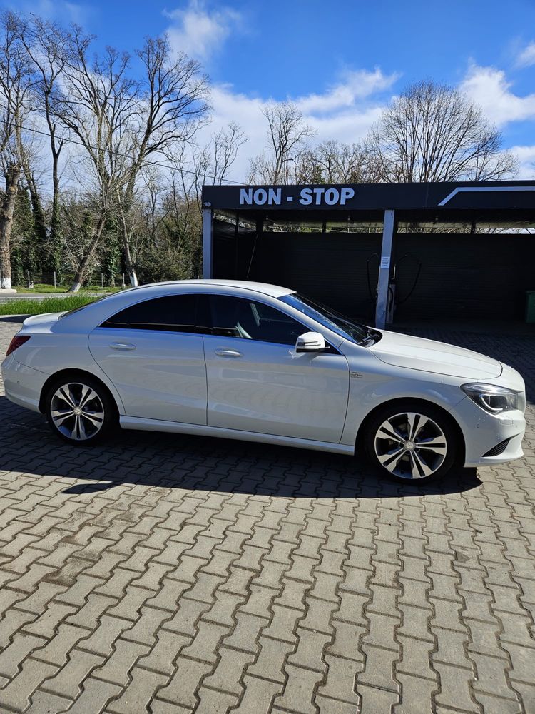 Mercedes CLA 200